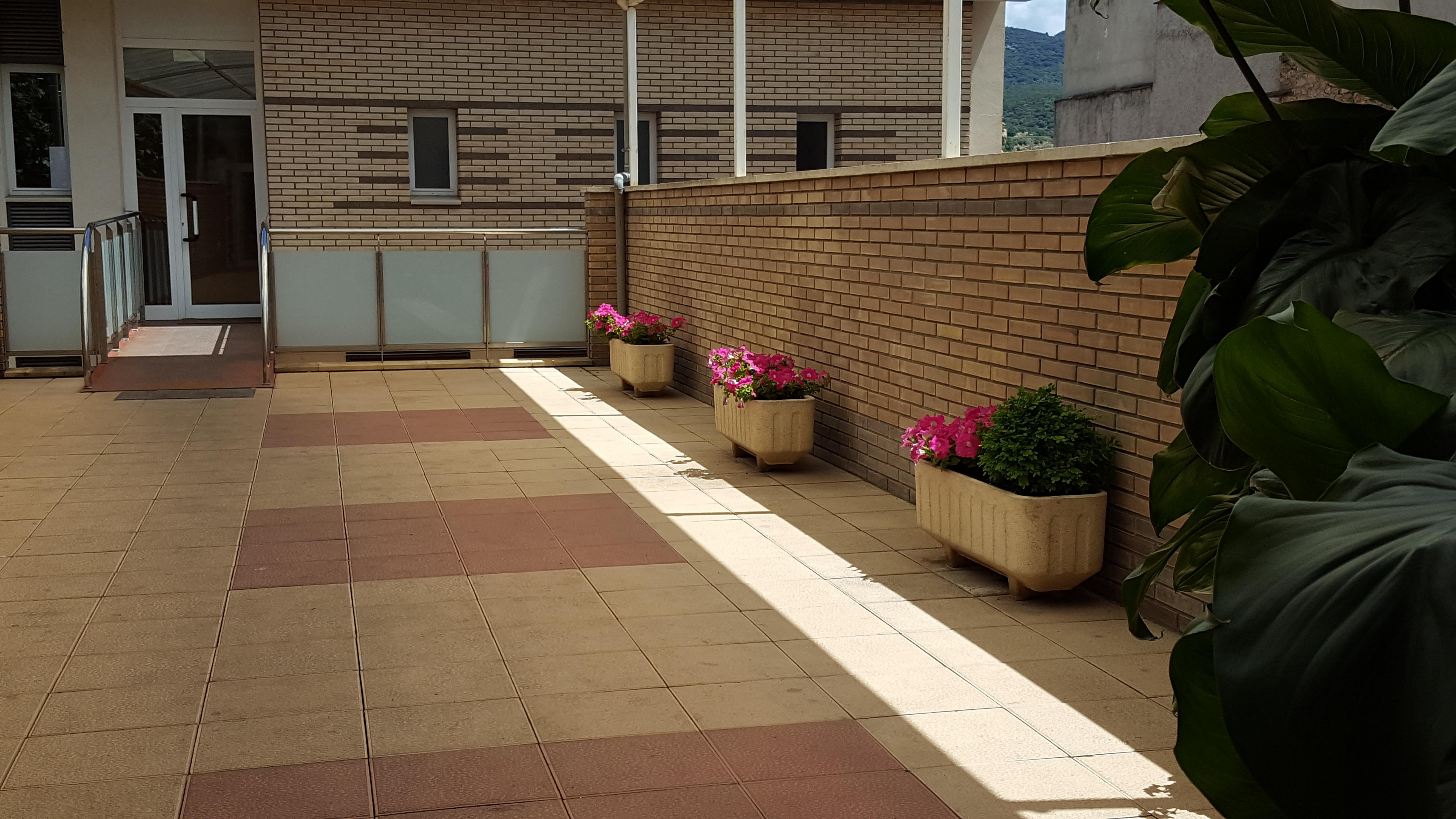Hotel Segle XX Tremp Bagian luar foto