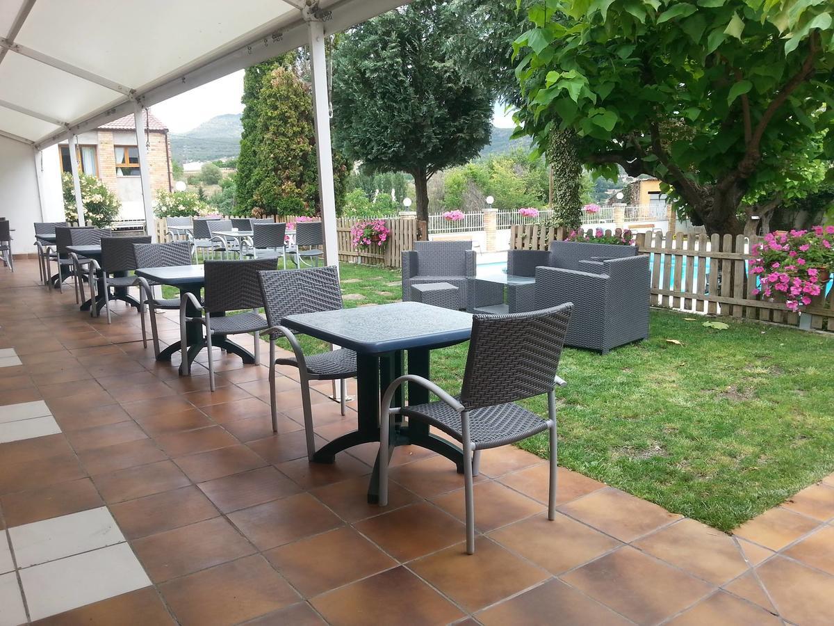 Hotel Segle XX Tremp Bagian luar foto